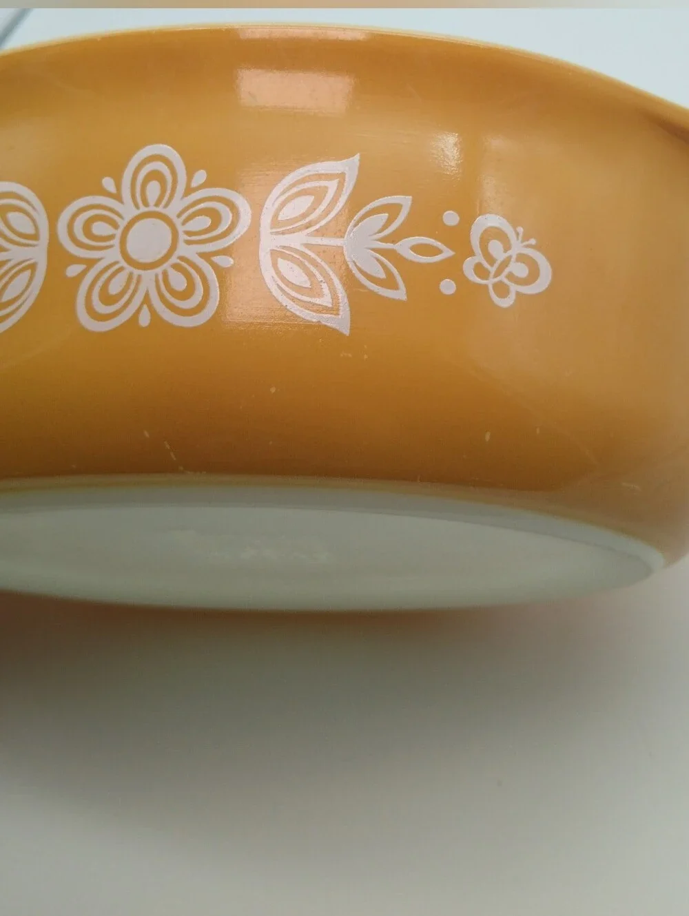 Pyrex Butterfly Gold/Peach & 043 Early American Brown Casserole Dish 1.5Qt